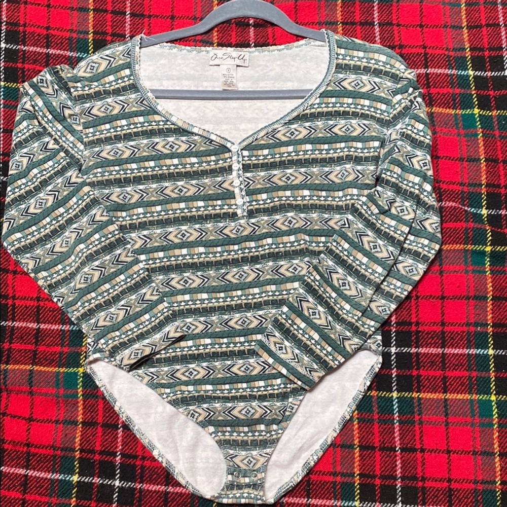 Geometric Patterned Long Sleeve Bodysuit